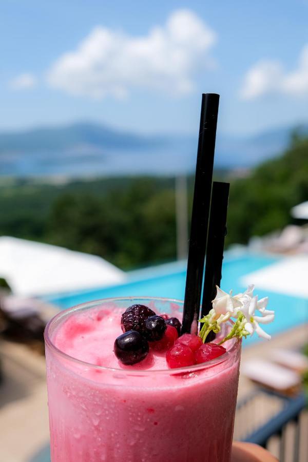 Bayview Hills Luxury Residences Tivat Buitenkant foto