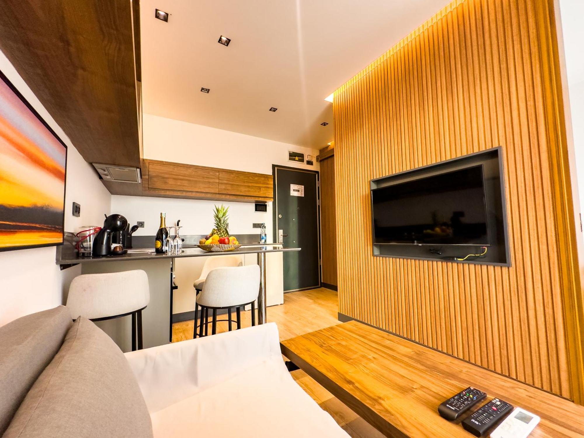 Bayview Hills Luxury Residences Tivat Buitenkant foto